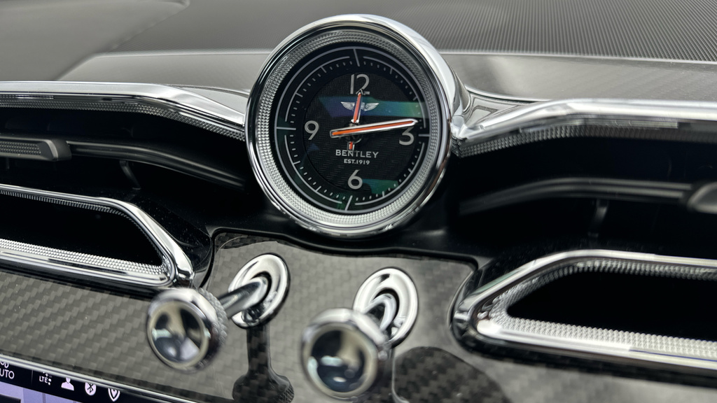 Bentley Bentayga 4.0 V8 First Edition Extended Wheel Base #13