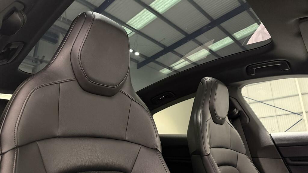 Porsche Taycan Performance 79.2Kwh Saloon Rwd SC71NBO Silver #2