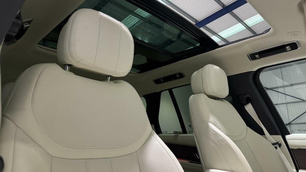 Land Rover Range Rover Se GY23MLU Brown #3