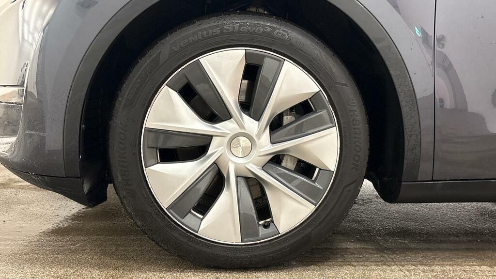 Tesla Model Y Dual Motor Long Range Suv 4Wde BV23EKK Grey #4
