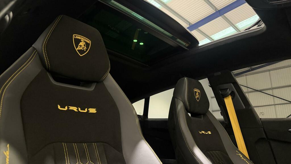 Lamborghini Urus Performante Yellow #4