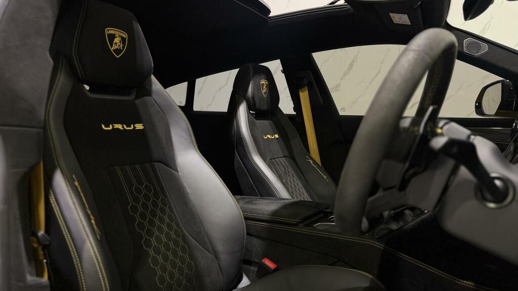 Lamborghini Urus Performante Yellow #5