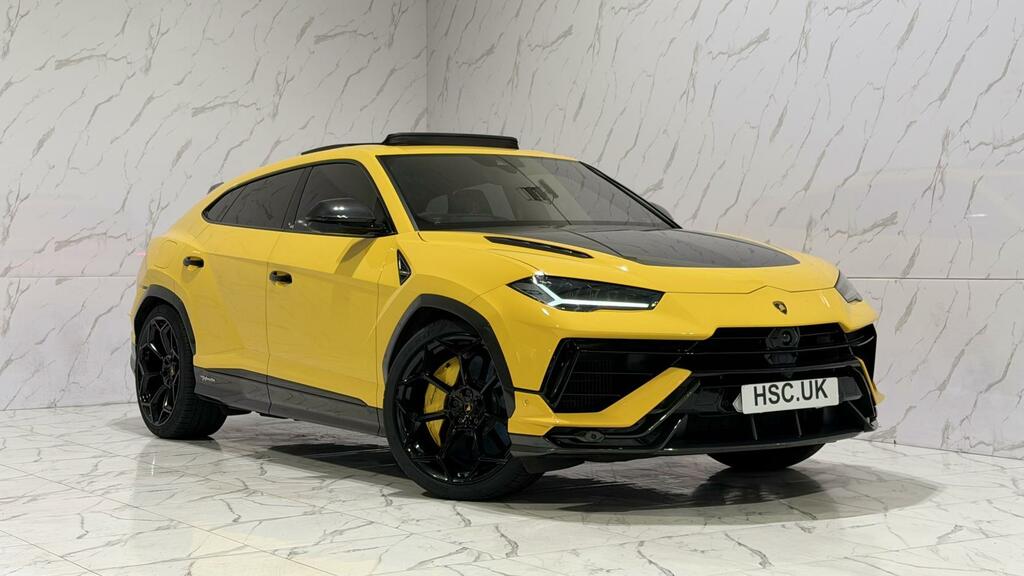 Lamborghini Urus Performante Yellow