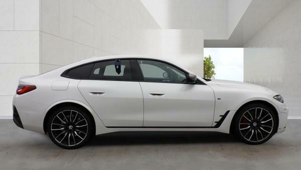BMW i4 Hatchback 2022 - White #2