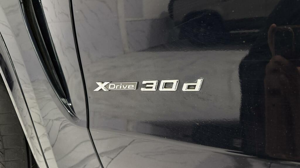 BMW X5 M M50d White #37