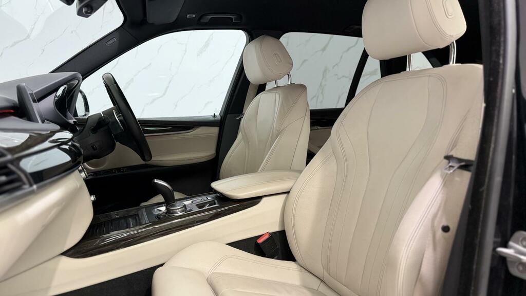 BMW X5 M M50d White #9