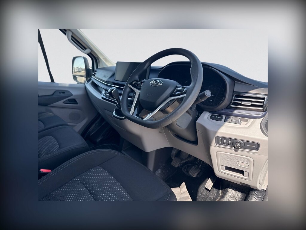 Maxus Deliver 9 2.0 D20 Panel Van Fwd L3 H2 Euro White #6