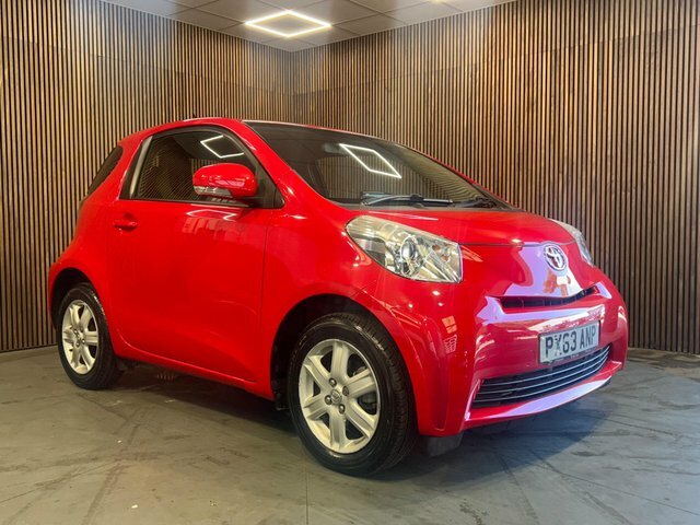 Toyota IQ 1.0 Vvt-i Multidrive Euro 5 Red