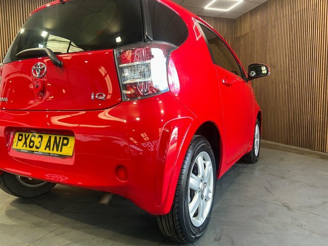 Toyota IQ Red #9
