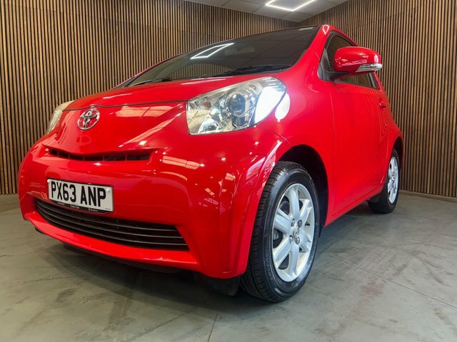 Toyota IQ 1.0 Vvt-i Multidrive Euro 5 Red #3