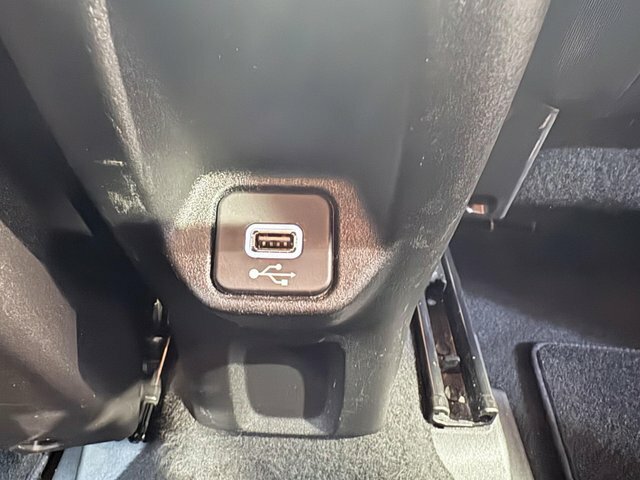 Jeep Renegade Limited White #20