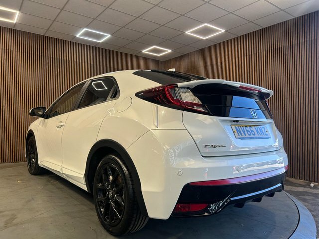 Honda Civic 1.4 I-vtec Sport Euro 6 Ss NV66KNZ White #4