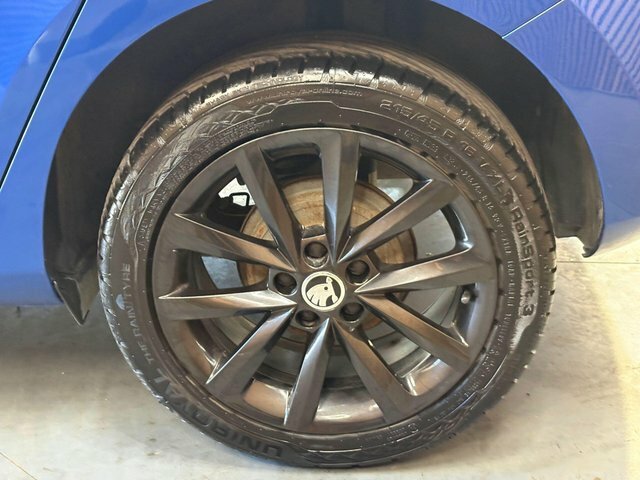 Skoda Fabia 1.0 Mpi 60Ps Colour Edition 5-Dr Hatchback #29