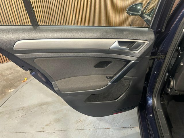Volkswagen Golf 1.6 Tdi Bluemotion Tech Se Euro 5 Ss Red #26