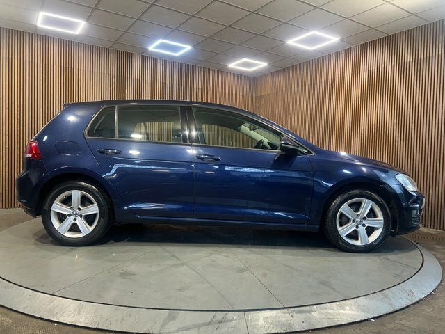 Volkswagen Golf 1.6 Tdi Bluemotion Tech Se Euro 5 Ss Red #10