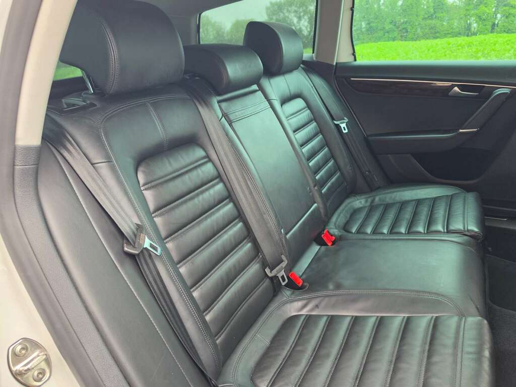 Volkswagen Passat Alltrack Alltrack Tdi Bluemotion Tech 4Motion Black #8