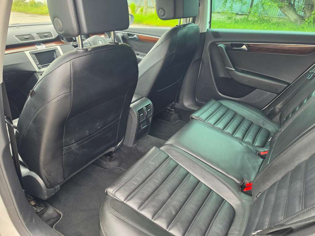 Volkswagen Passat Alltrack Alltrack Tdi Bluemotion Tech 4Motion Black #9