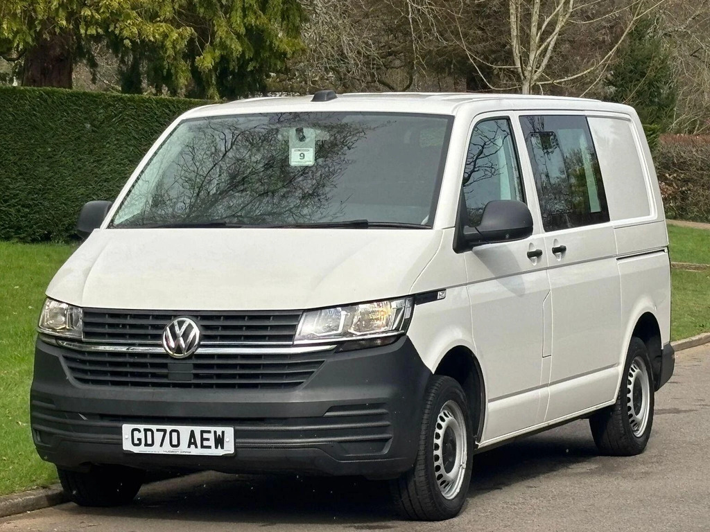 Volkswagen Transporter Combi Van 2.0 Tdi T30 Startline Kombi Fwd Swb Euro White