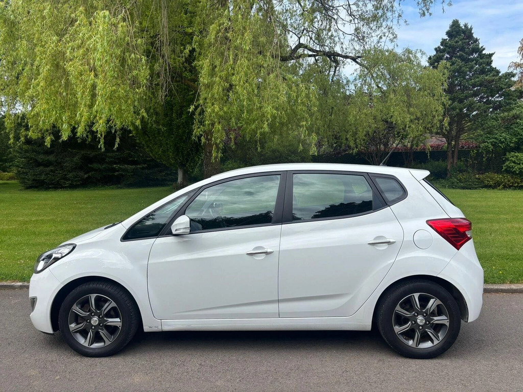Hyundai Ix20 Hatchback 1.4 Blue Drive Se Euro 6 Ss 2017 WP17RYN White #6