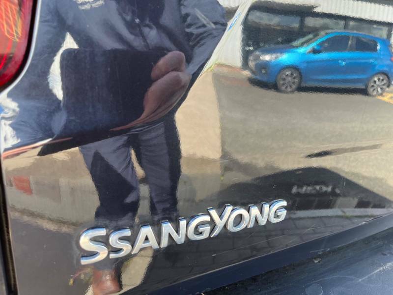 SsangYong Musso Saracen Plus Red #46