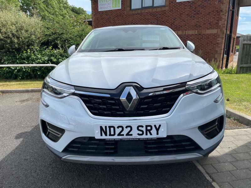 Renault Arkana 1.6 E-tech Hybrid 145 S Edition White #2
