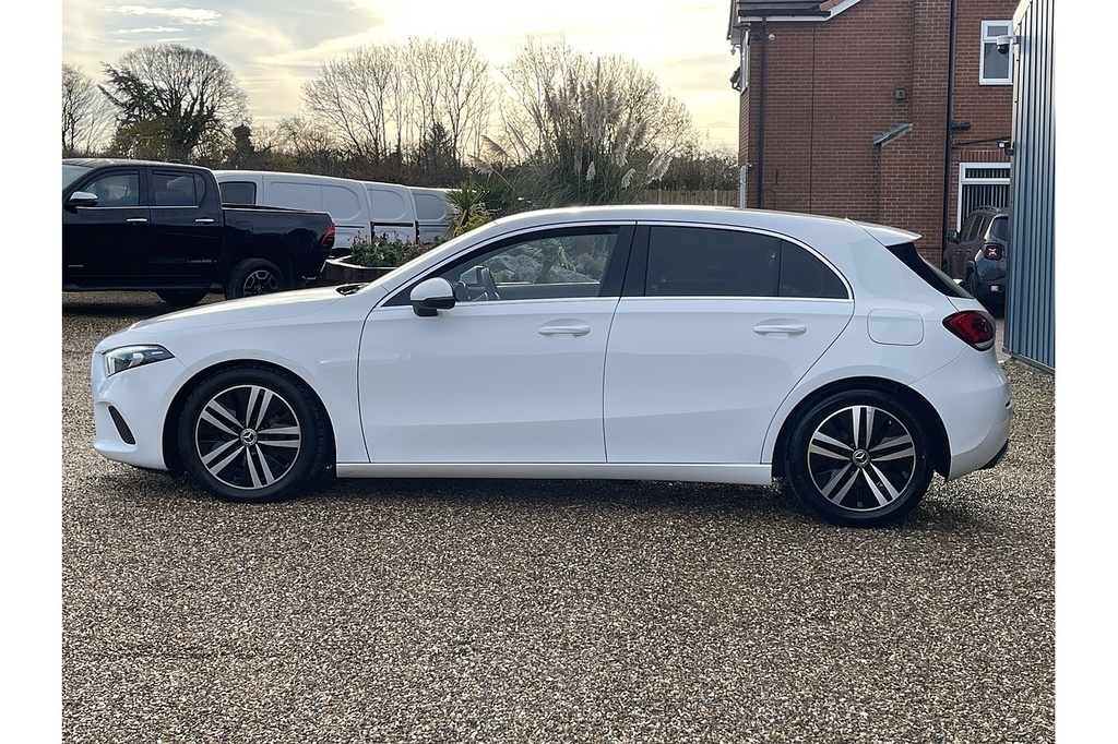 Mercedes-Benz A Class A180 Sport 2020 U2572 Ulez White #4