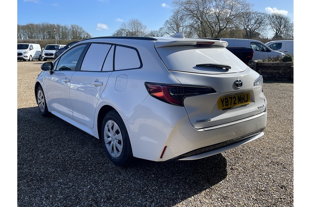 Toyota Corolla Vvt-h 2023 U2534 Ulez White #6