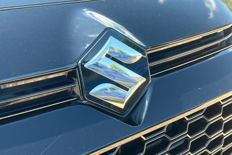 Suzuki Across 2.5 18.1Kwh Blue #17