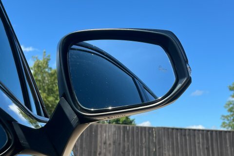 Suzuki Across 2.5 18.1Kwh Blue #37