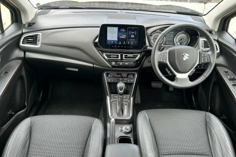 Suzuki S Cross 2024 24 Ultra GY24EKR #3