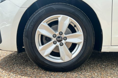Audi A1 2021 71 Sportback AV71TZJ #4