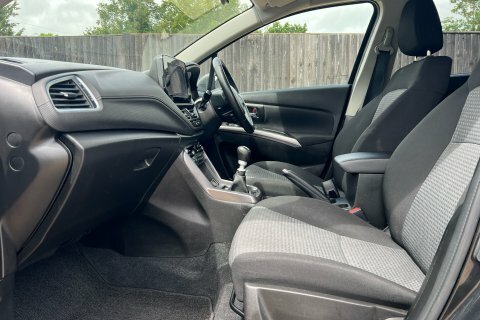 Suzuki S Cross 2023 23 Motion YE23VMT #3