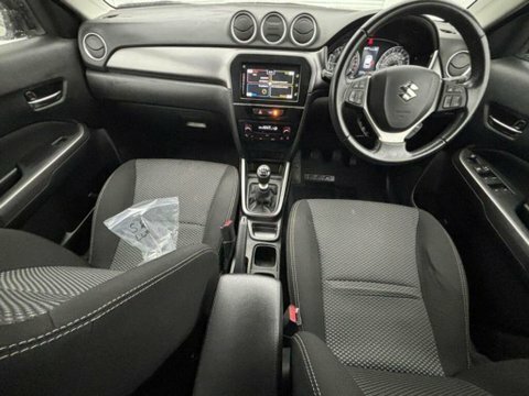 Suzuki Vitara 2023 23 Sz-t  #2