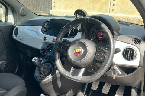 Abarth 595 1.4 T-jet F595 Pista Hatchback E White #34