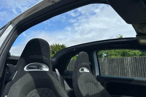 Abarth 595 1.4 T-jet F595 Pista Hatchback E White #19