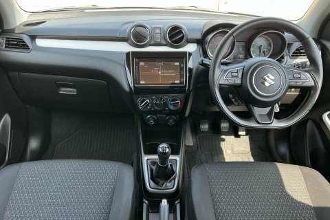 Suzuki Swift 2023 23 Sz-l #3