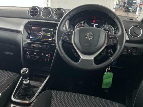 Suzuki Vitara 2024 73 Sz-t  #3