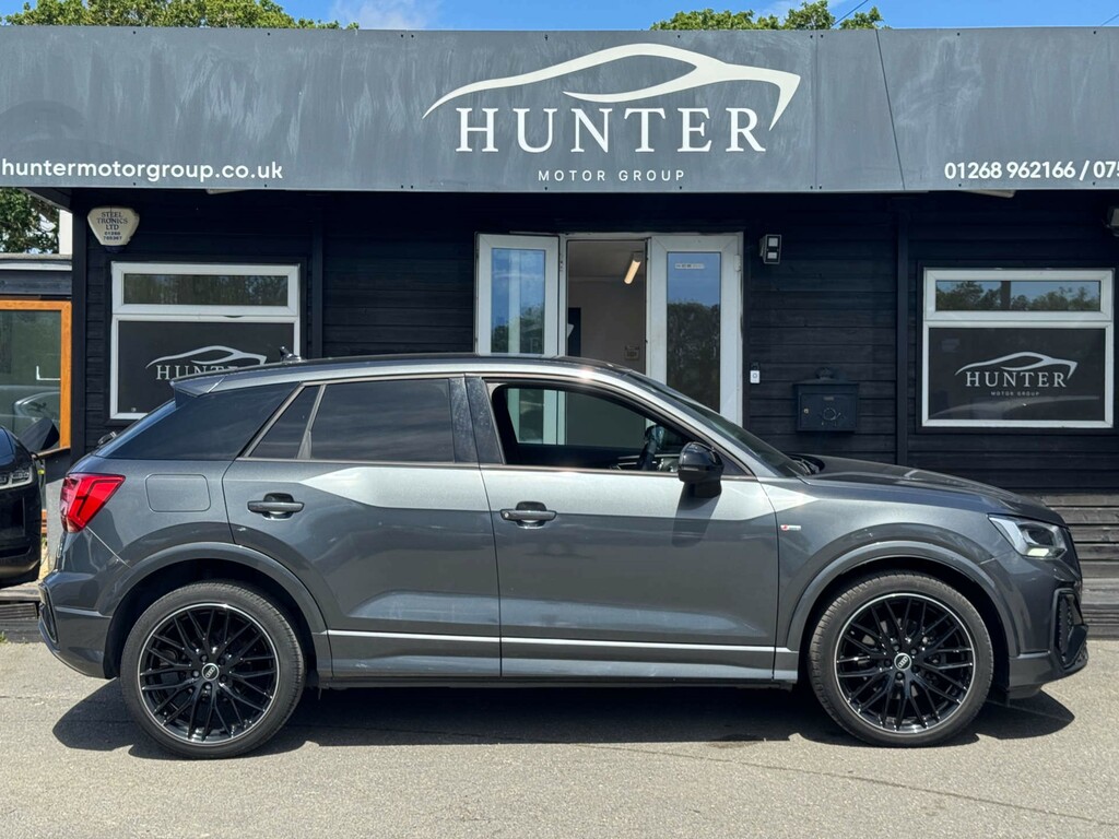 Audi Q2 Black Edition 30 Tfsi FA21NYC #6