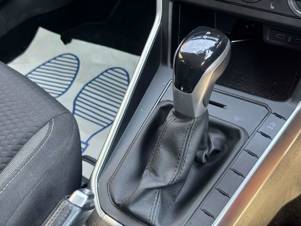 Volkswagen Polo Life Tsi LR72VGY #6