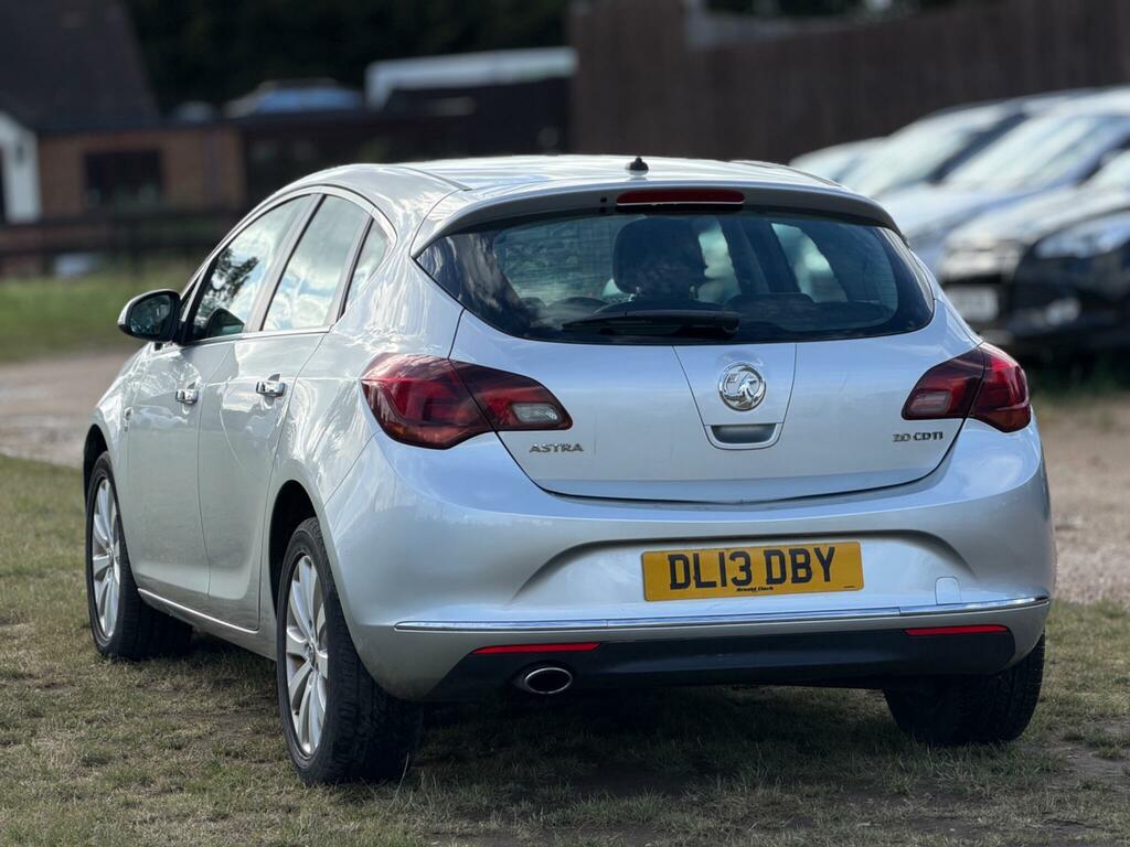 Vauxhall Astra 1.4 Sri Ss 138 Bhp White #21