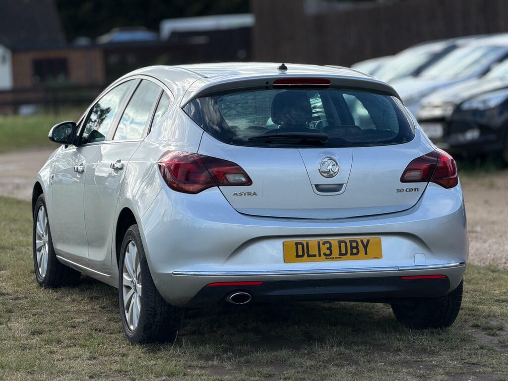 Vauxhall Astra 1.4 Sri Ss 138 Bhp White #13