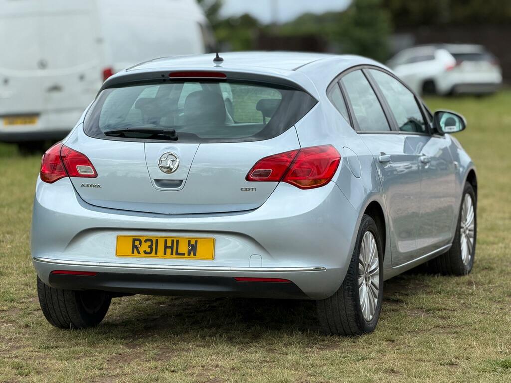 Vauxhall Astra Estate Red #13