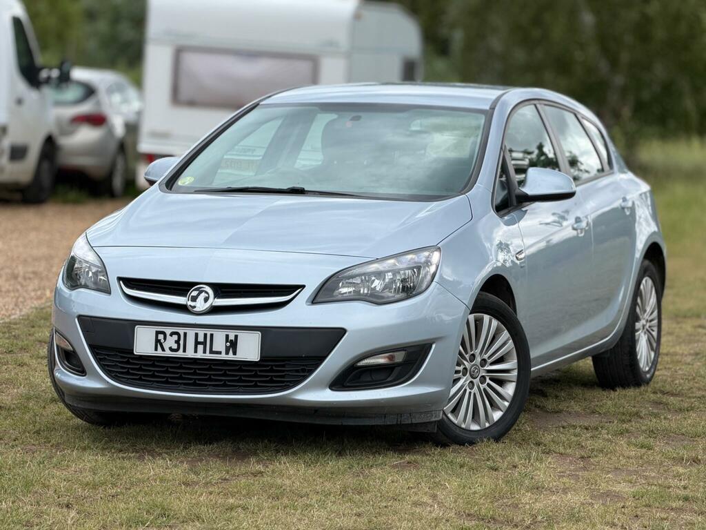 Vauxhall Astra Estate Red #11