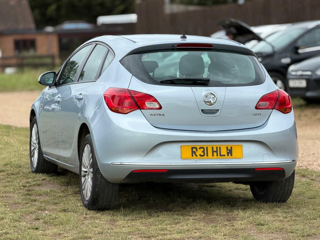 Vauxhall Astra Estate Red #20