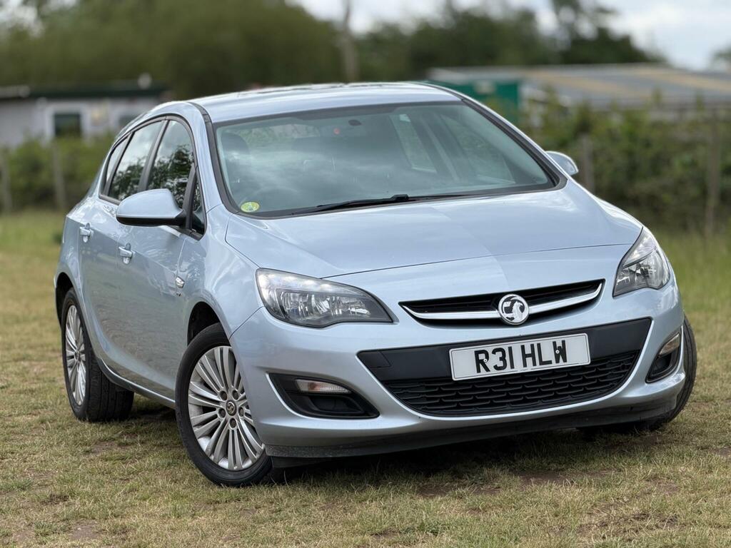 Vauxhall Astra Estate Red #17