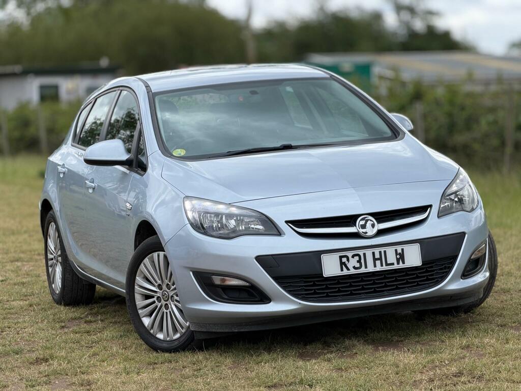Vauxhall Astra Estate Red #18