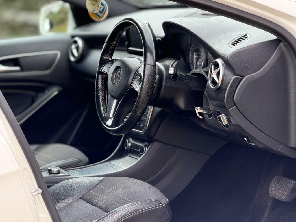 Mercedes-Benz A Class 1.4 A Swb Hatchback Blue #31