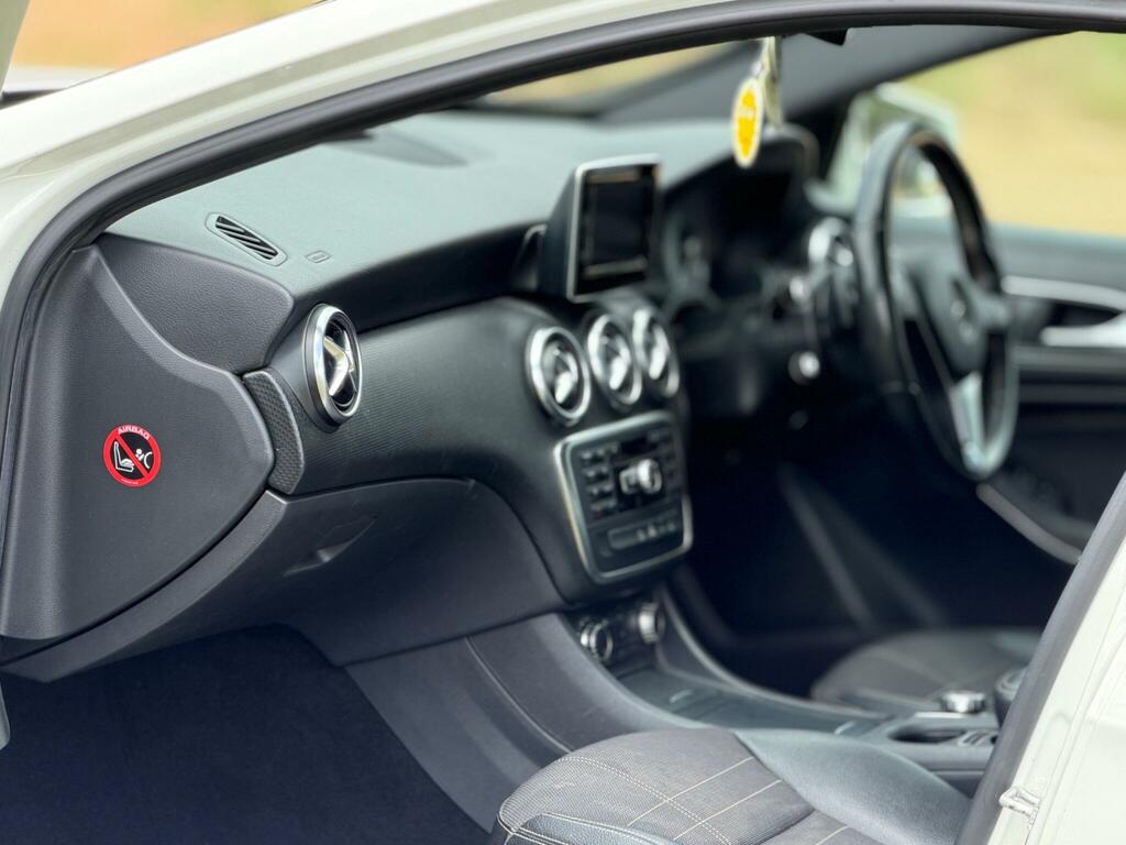 Mercedes-Benz A Class 1.4 A Swb Hatchback Blue #24