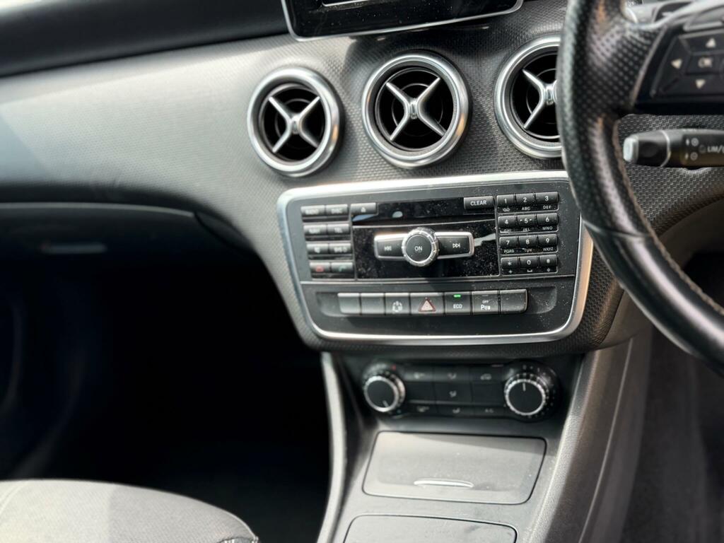 Mercedes-Benz A Class 1.4 A Swb Hatchback Blue #26
