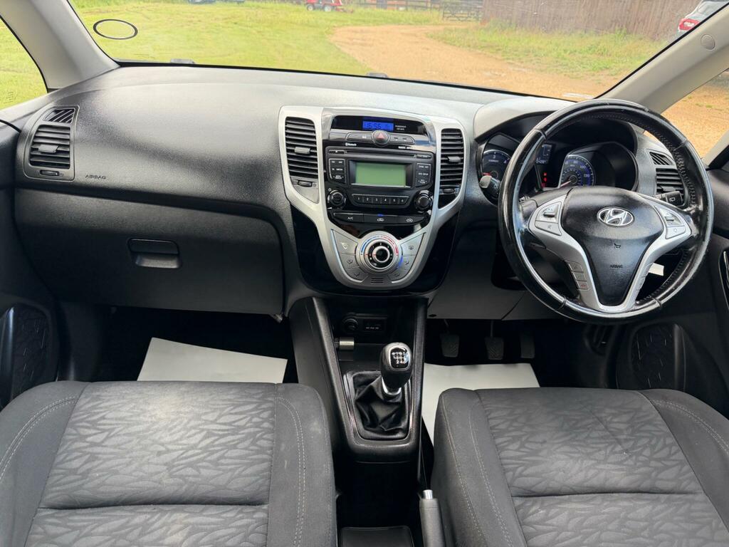 Hyundai Ix20 Petrol #25